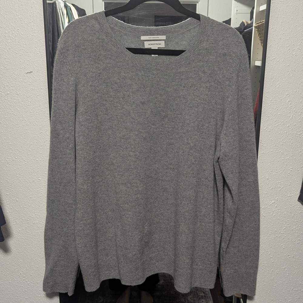 Nordstrom Classic Gray Crew Neck Sweater